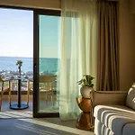 Nalu & Adults Only Hotel 5*