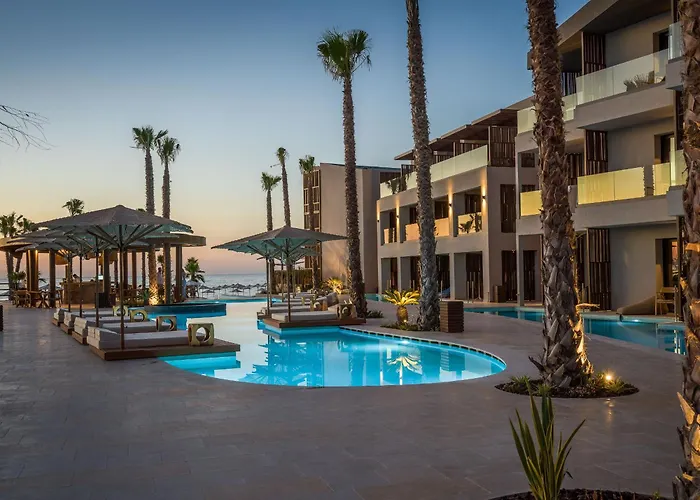 Отель Nalu & Adults Only Ретимно