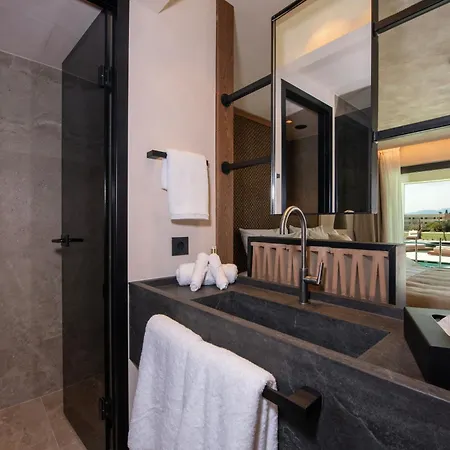 Hotel Nalu & 5*
