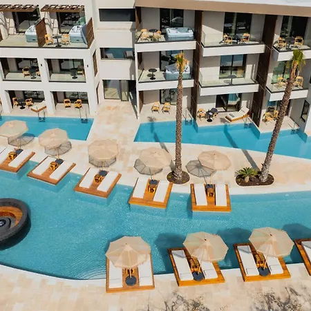 Hotel Nalu & 5*