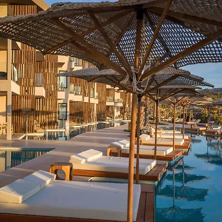 Nalu & Adults Only Hotel 5*