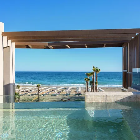 Hotel Nalu & Adults Only