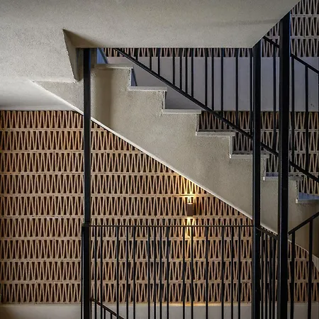 מלון Nalu & Adults Only העיירה רתימנו