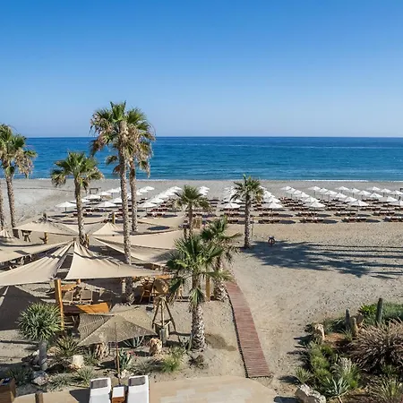 Hotel Nalu & Adults Only