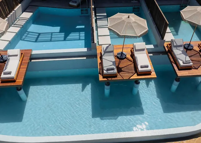 מלון Nalu & Adults Only