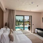 Nalu & Adults Only Hotel 5*