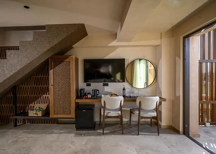 Nalu & Adults Only Hotel 5*