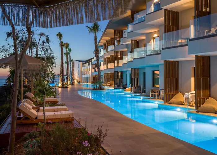 Nalu & Adults Only Hotel 5*